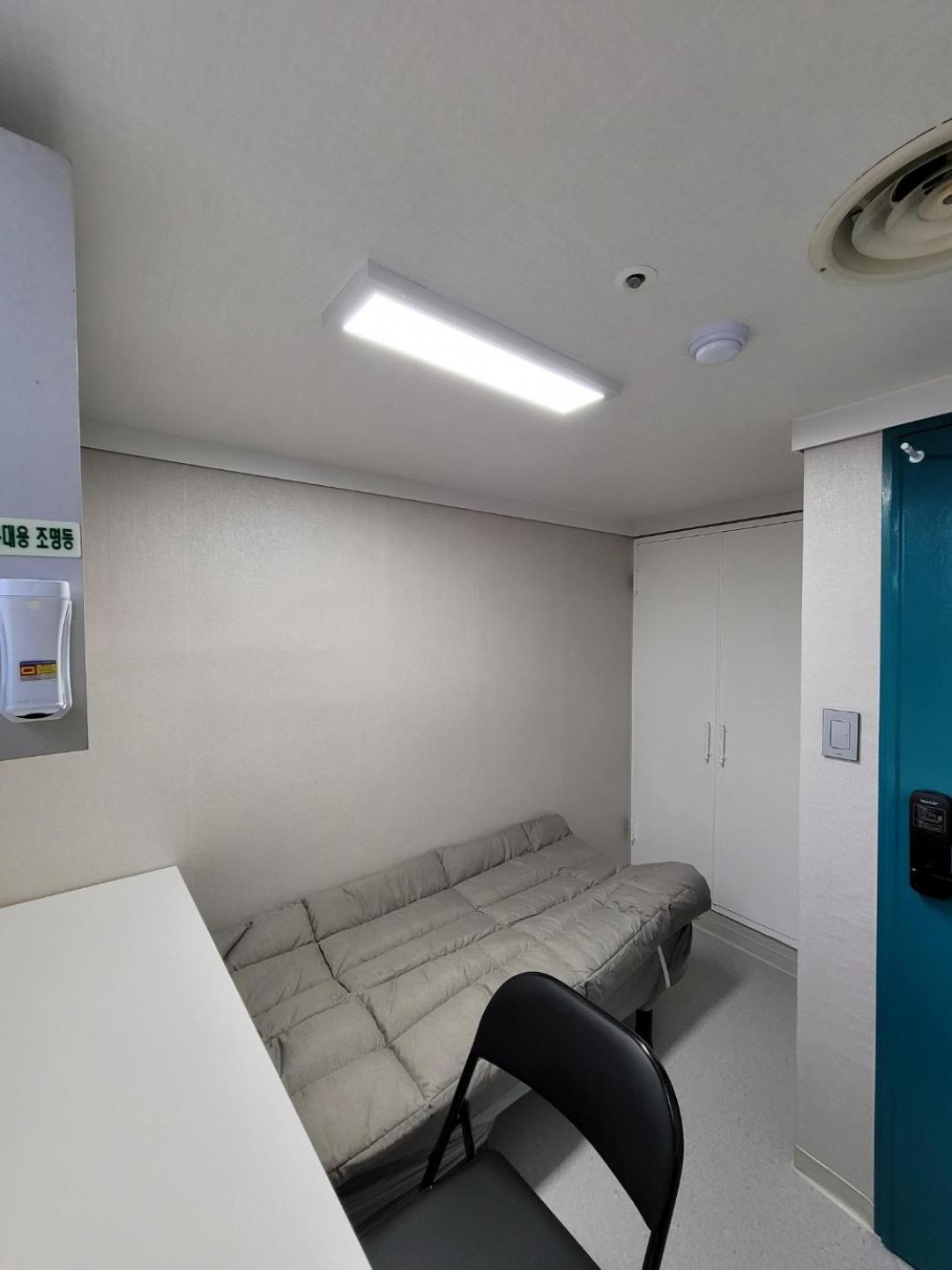 Female Only - Coco Stay Jongno Hyehwa Station Seul Exterior foto