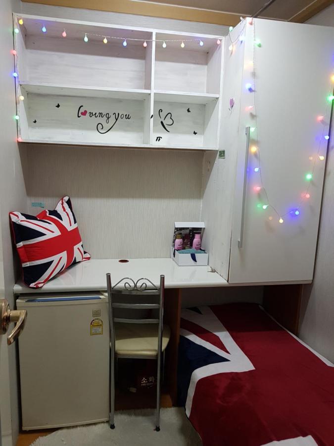 Female Only - Coco Stay Jongno Hyehwa Station Seul Exterior foto